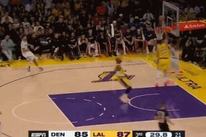 打回来了！布朗内外开花连得5分助队追平 掘金最多落后湖人17分 - 资讯配图