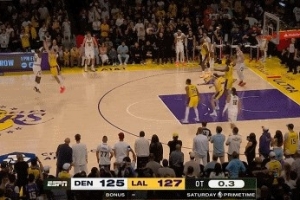 实在太难了！小哈达威接球超远绝杀三分球不中 - 资讯配图