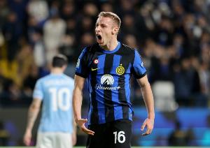 经纪人:我曾推动弗拉泰西离开国米,我希望他能得到稳定出场机会 - 资讯配图