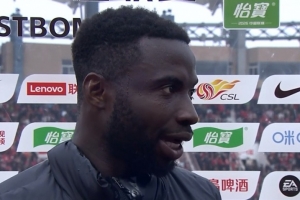 奥斯卡:永远不低下头 今年球队有大约一半新人 我们都在学习适应 - 资讯配图