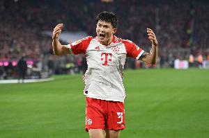 标价4000万欧!法尔克:切尔西有意签拜仁的韩国中卫金玟哉 - 资讯配图