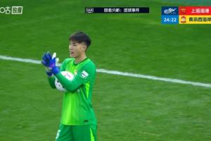 进球无效！莱昂纳多角球乱战破门，李昊抗议犯规，VAR介入取消 - 资讯配图