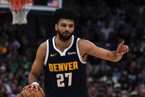 Skip:穆雷犯满&全场投篮14中1 很难象他此前有比今天更糟的表现 - 资讯配图