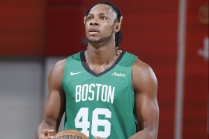 场均4.3分4.3板！Scotto：绿军计划与中锋查尔斯·贝西签10天合同 - 资讯配图