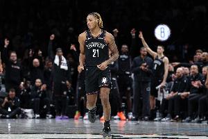 筐都要砸歪了!篮网半场投篮41中11&三分20中3仅得到31分 - 资讯配图