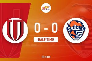 半场-成都蓉城暂0-0青岛海牛 罗慕洛、韦世豪中柱 韦林顿失良机 - 资讯配图