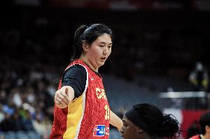 苏群:张子宇跟现代篮球节奏脱节 中国女篮后面可能很难有李梦了 - 资讯配图