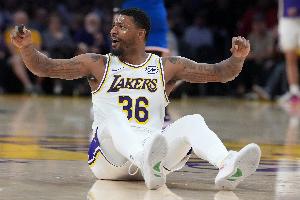 斯玛特单赛季5次单场4+抢断 若再多2场则可比肩科比成湖人后卫第1 - 资讯配图