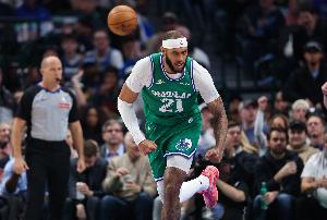 明天独行侠客战骑士 加福德&克莱小概率出战 华盛顿存疑 - 资讯配图