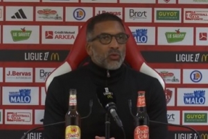 马赛主帅：我们需要主场球迷们的支持，让球队实现晋级欧冠的目标 - 资讯配图