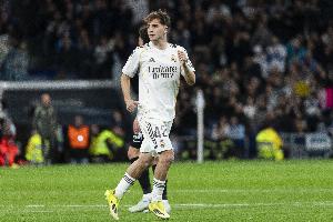 亚涅斯：我踏入伯纳乌球场后彻底被震撼了 居莱尔吊射进球？神迹 - 资讯配图