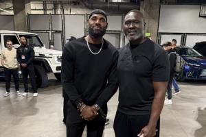 让詹姆斯看起来很小只阿杜·蒂耶罗父亲晒照：我和GOAT - 资讯配图