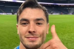 迪亚斯寄语球迷：很高兴取胜，并为世界最佳俱乐部出战150场 - 资讯配图