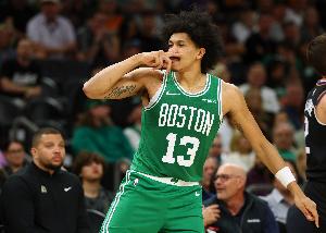 马祖拉：罗恩·哈珀的比赛方式始终如一 他在乎竞争细节执行到位 - 资讯配图