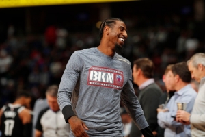 谁最难防？香波特：哈登（哨子）、库里（掩护）、KD（干扰不了） - 资讯配图