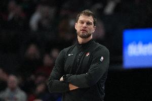 拓媒：斯普利特的执教未达预期 他和克罗宁可能下赛季都得走人 - 资讯配图