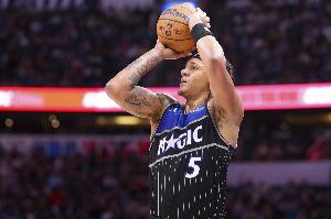 今天打得可以!班凯罗14中8拿下27分8板7助 关键两罚全中 - 资讯配图