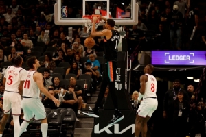 周一竞彩篮球强档:马刺战绩彪炳 伦纳德或缺席 - 资讯配图