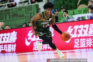直播吧：北京仍在追逐后卫外援戴维斯 提升球队即战力 冲击总冠军 - 资讯配图