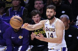 关键卡位战！5连胜湖人挑战火箭 除克莱伯外其余人均可以出战！ - 资讯配图