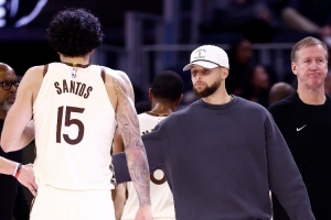 不可或缺！在库里缺席的所有比赛中 勇士胜率仅为36.9% - 资讯配图