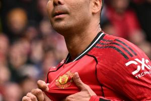 曼联重启34岁卡塞米罗续约？BBC辟谣：曼联没有打算改变决定 - 资讯配图