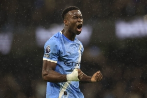 格伊：欧冠对皇马和联赛杯对枪手都很有信心，足球场从不缺少奇迹 - 资讯配图