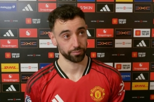 B费谈超越小贝纪录:很棒的成就,毕竟他是历史最出色传球手之一 - 资讯配图