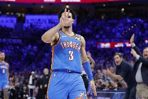 以赛亚·乔：麦凯恩仿佛一直是我们的一员 他是个真正的职业球员 - 资讯配图