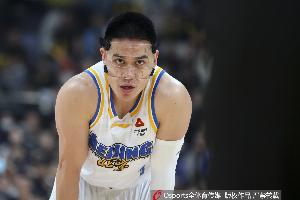 宝岛双杰!林庭谦18中7拿到19分 陈盈骏9中3得到8分6板 - 资讯配图