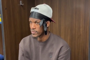 如何保持精神状态？巴特勒打趣：至少还能告诉别人我是NBA球员 - 资讯配图