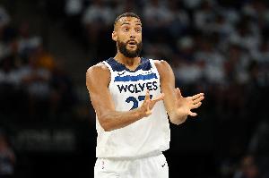 戈贝尔：我的目标是夺冠并成为历史最佳防守球员 我已有4个DPOY - 资讯配图