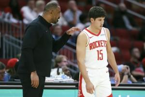 杨毅：火箭进攻太差才显得谢泼德很突出 他也不是这支球队的答案 - 资讯配图