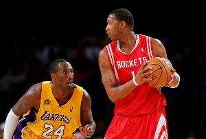 夸梅:麦迪这么有钱却活得像个怨妇 向前看吧 别蹭科比热度了 - 资讯配图