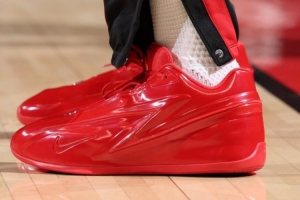 造型如何?杜兰特上脚新一代签名鞋KD19! - 资讯配图