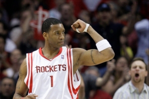 夸梅:麦迪只敢碰瓷过世的科比 有本事跟乔丹比啊 看他怼不怼你 - 资讯配图