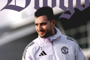 曼联官方祝达洛特27岁生日快乐,球员为红魔出战240场10球20助 - 资讯配图