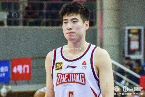 拼到5犯!程帅澎17中6拿到全队最高21分 三分11中4 - 资讯配图