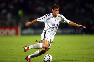 卡萨诺：现在大家才看清莱奥真水平，在我当年的皇马他没训练资格 - 资讯配图