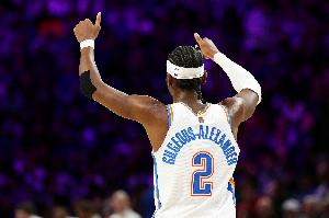 货真价实！SGA下半场28分&全场怒轰40分4断 连续第129场得分20+ - 资讯配图