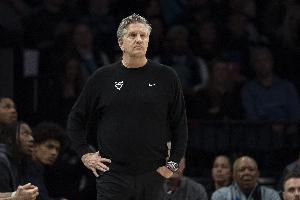 华子缺阵！芬奇：预计会打得更快一点 把得分分摊到整个阵容里 - 资讯配图