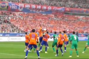 足协评议：国安vs泰山马德鲁加手球犯规漏判，国安应获得点球 - 资讯配图