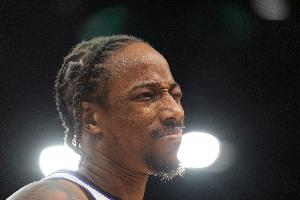 一言难尽！德罗赞仅出战17分钟 4中1拿2分&正负值-30全场最低 - 资讯配图