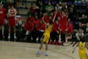 什么选择？最后时刻平分库克强投三分 还给南湾湖人留了绝杀时间 - 资讯配图