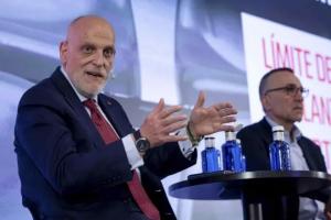 特巴斯:今天你们没问我英超的问题,是因为昨天2支英超队出局? - 资讯配图