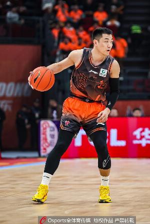 12分7助攻！媒体人：高诗岩实际是本赛季表现最好的国内球员之一 - 资讯配图