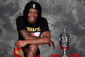 WNBA全明星MVP加盟 河南女篮官宣新外援艾瑞卡-维勒 - 资讯配图