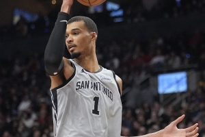 文班谈负荷管理：我信任医疗团队 但只要我上场就会全力以赴 - 资讯配图