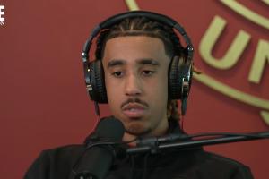 约罗:选15号因为我在15岁那年开始突破 平时喜欢打GTA、CS和战地 - 资讯配图