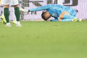 博主:国安今日上午备战京沪大战,伤员韩佳奇、何宇鹏现身 - 资讯配图